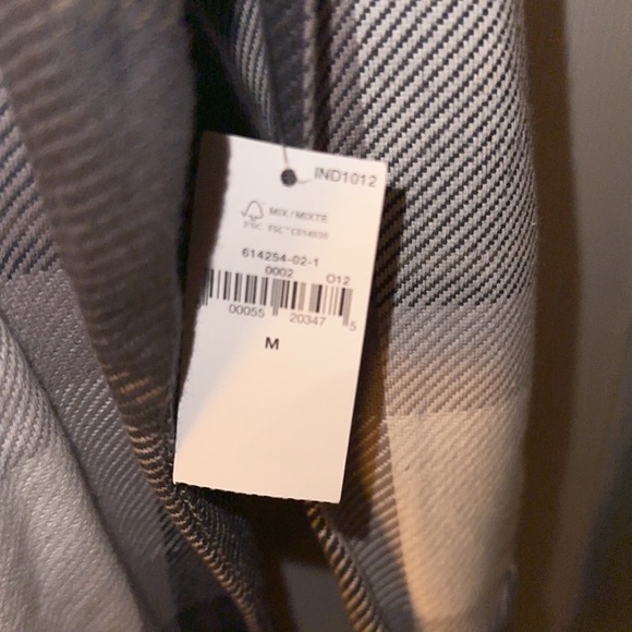 Men’s Old Navy Heavy Flannel - Picture 5 of 5